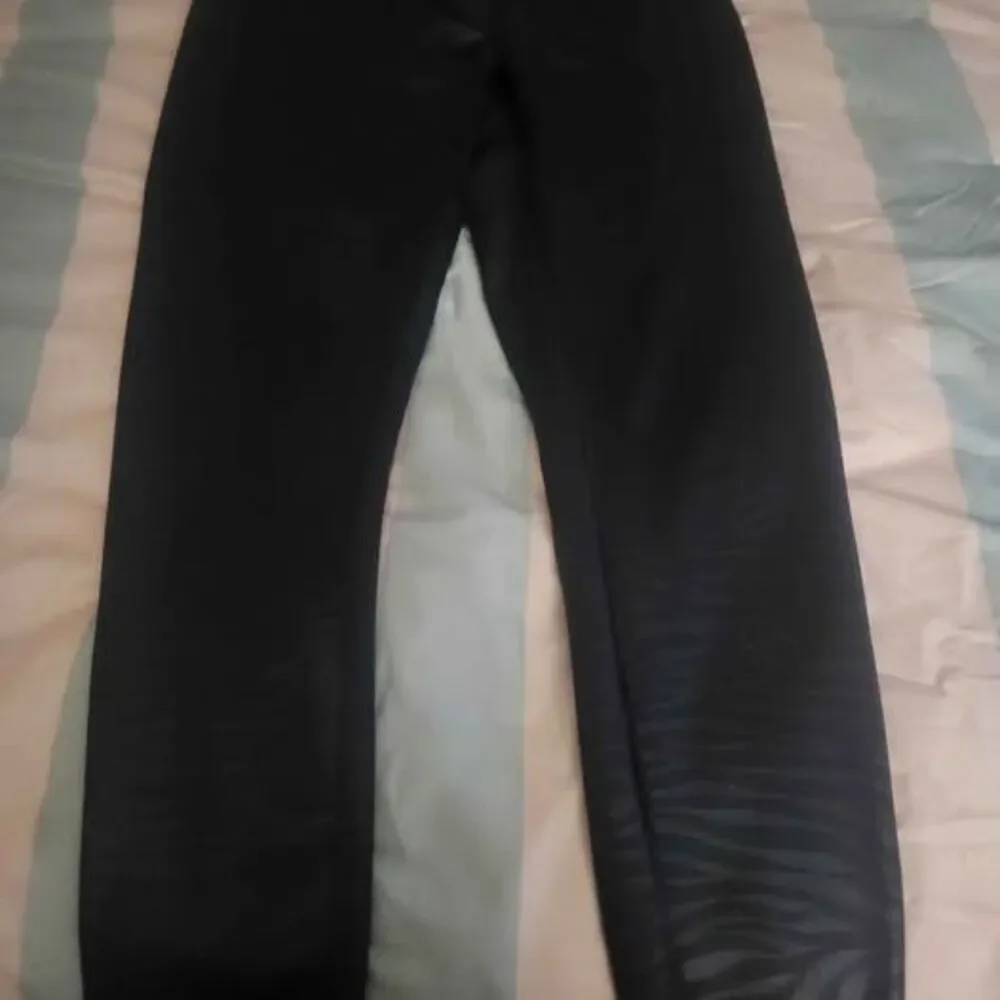 EXPRESS BRAND Black Zebra Print Leggings Size Medium